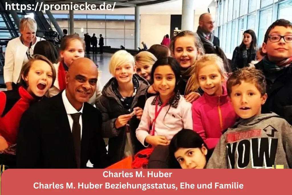 Charles M. Huber Beziehungsstatus, Ehe und Familie