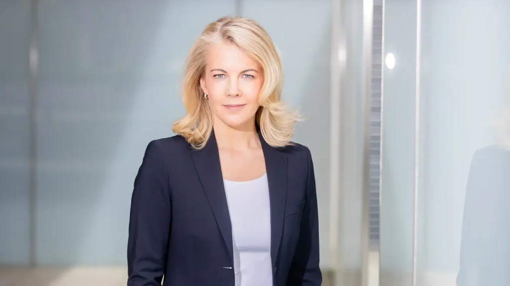 Linda Teuteberg kinder: Karriere, Familie, Kinder, Politik und Ihr Ausgeglichener Lebensstil