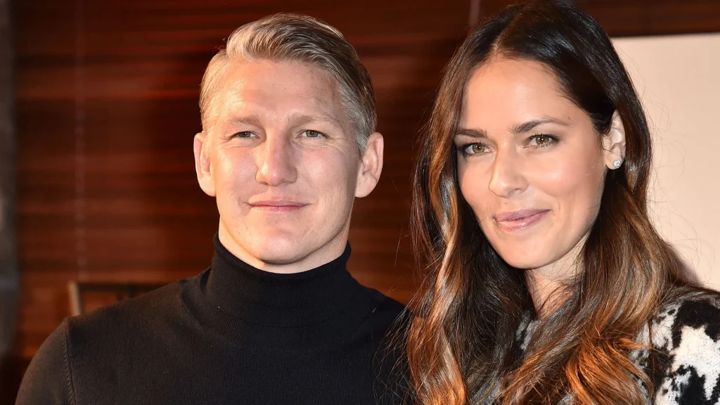 Bastian Schweinsteiger Vermögen: Karriere, Lifestyle: Wie lebt der Fußballstar heute