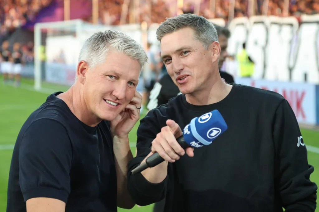 vermögen bastian schweinsteiger Auszeichnungen und Ehrungen