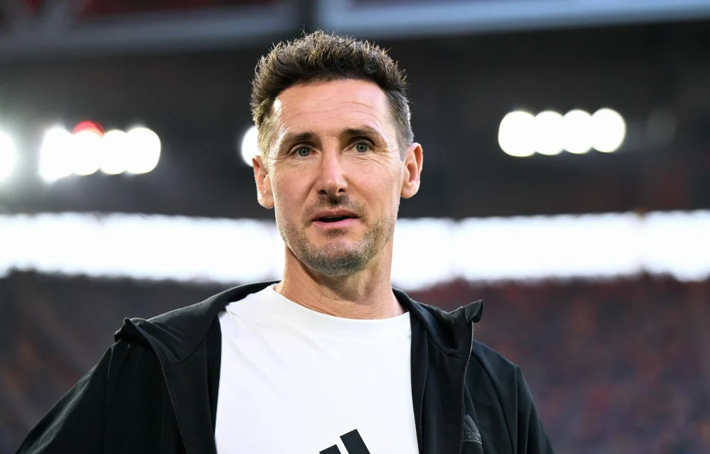 Miroslav Klose Vermögen Einnahmequellen und Vermögensaufbau