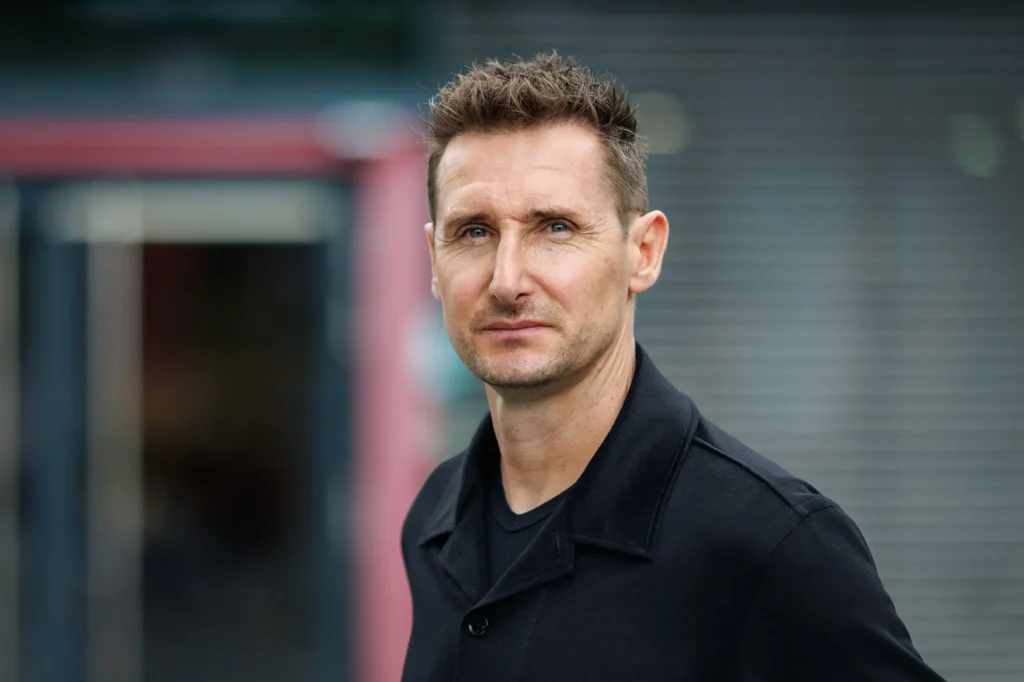 Miroslav Klose Vermögen Lebensstil und Privatleben