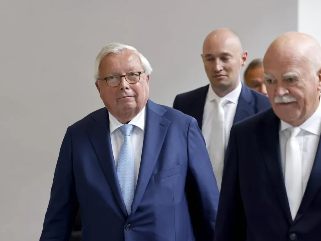 christian olearius vermögen Einfluss des Cum-Ex-Skandals auf das Vermögen
