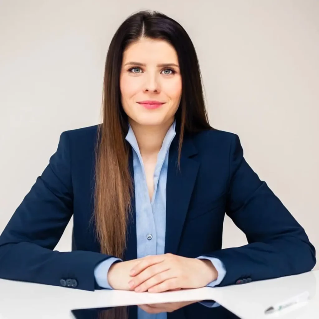 sarna röser biografie Frühes Leben und Ausbildung