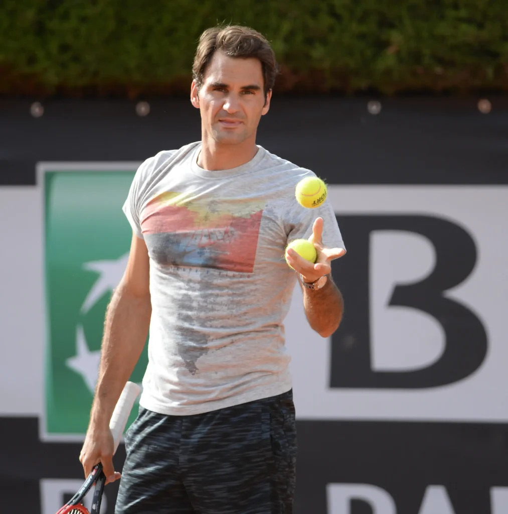 wie alt ist federer Späte Karriere und Rücktritt