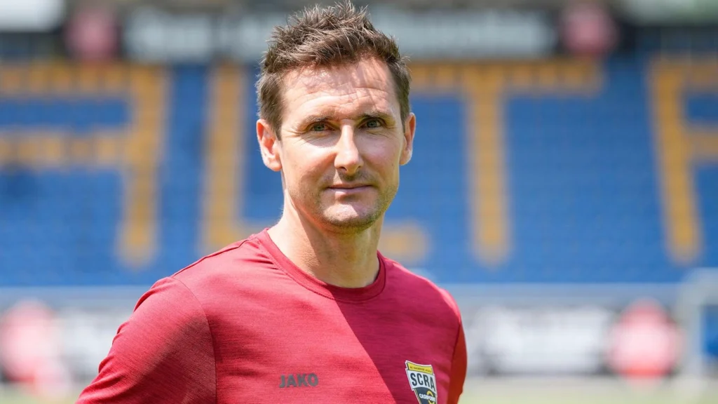 miroslav klose Größe und körperliche Eigenschaften