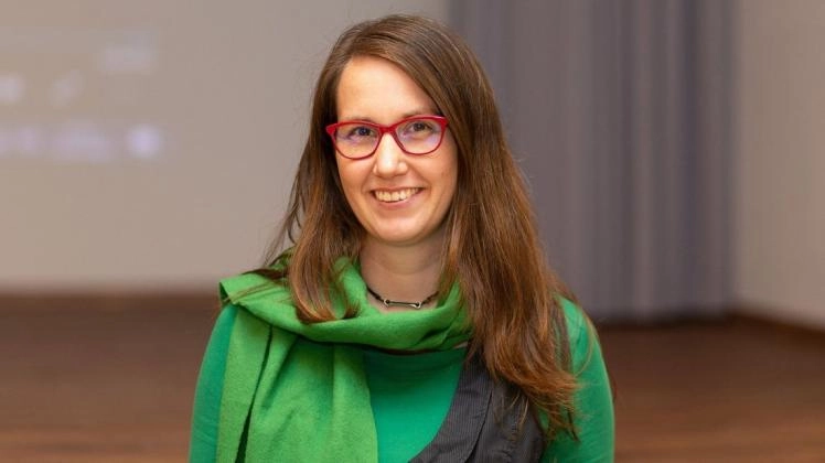 Emily Büning Frühes Leben & Ausbildung