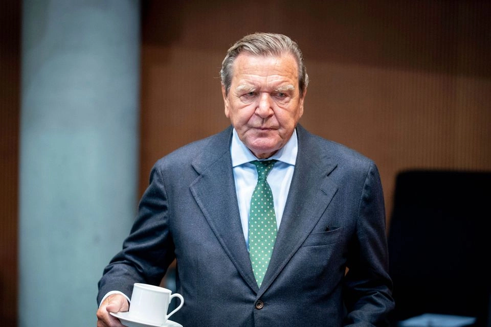 gerhard schröder Einnahmequellen