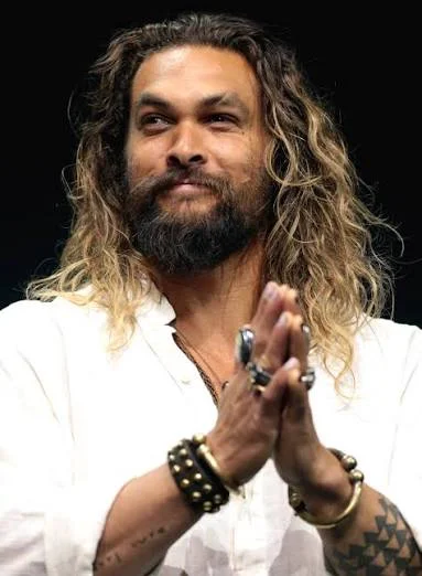 Jason Momoa Alter – Biografie, Karriere, Privatleben, Tagesablauf und Ernährung