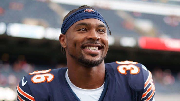 Jonathan Owens Größe – Wie groß ist der NFL-Star?